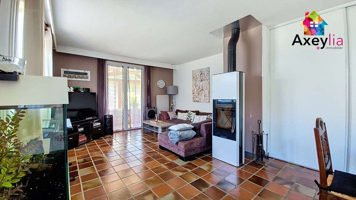 Maison à CHAUFFAILLES