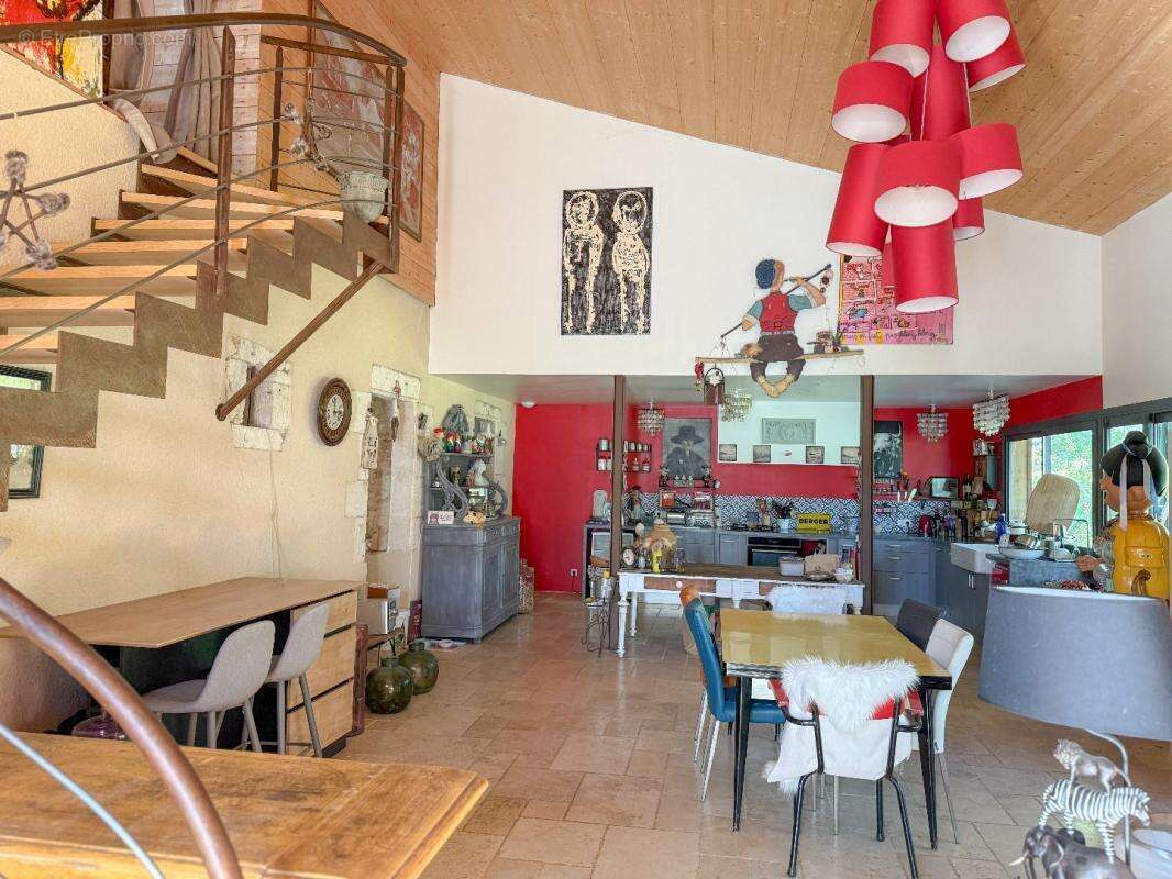 Maison à BEAUMONT-DE-LOMAGNE