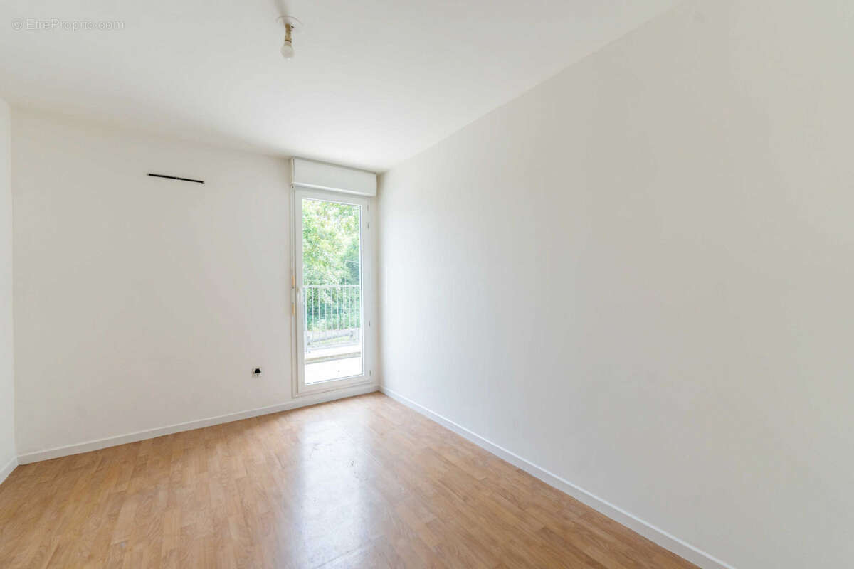 Appartement 3 pièces   Terrasse 26 m2   Résidence CANALETTO   Gondoles / Parc Interdépartemental / Quai de Sei - photo 6