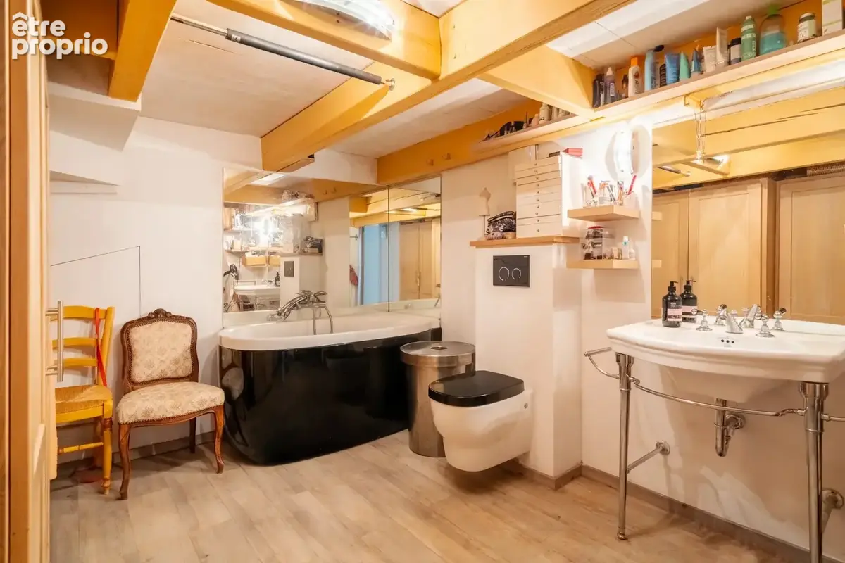 Élégante propriété rénovée au cœur de la nature, avec piscine et dépendance - photo 24