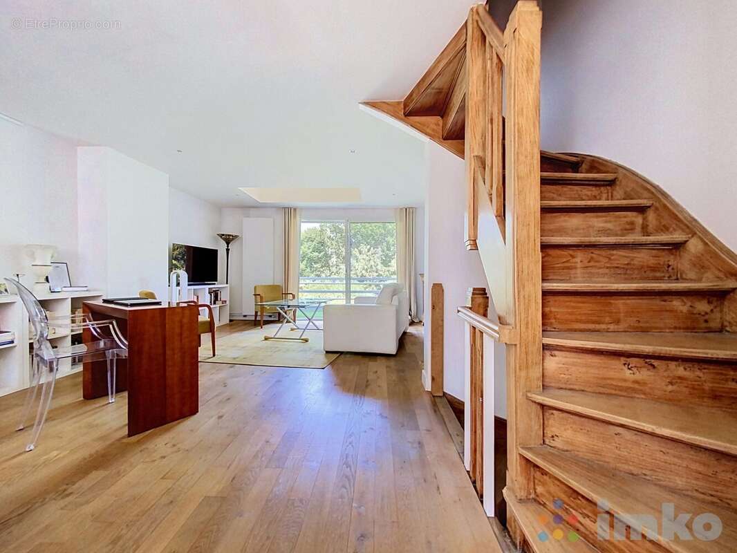Maison 96 m² à Marcq-En-Baroeul  - photo 2