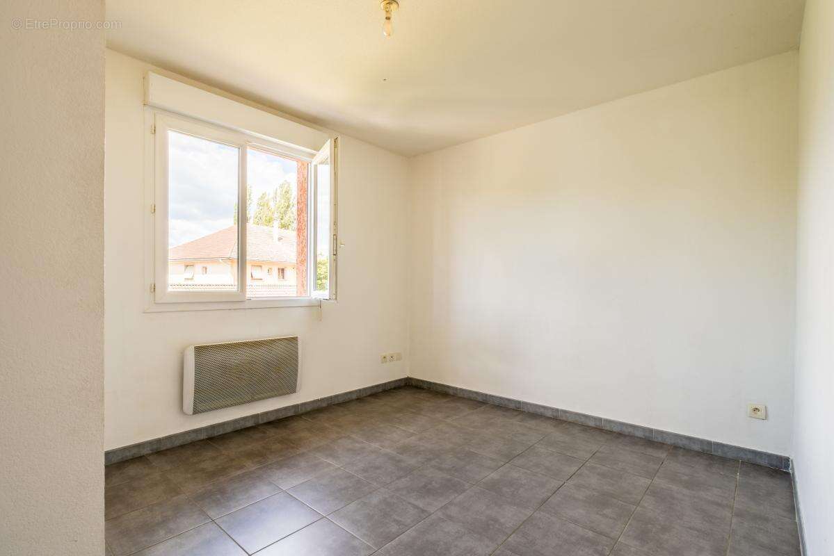 Appartement à MORESTEL