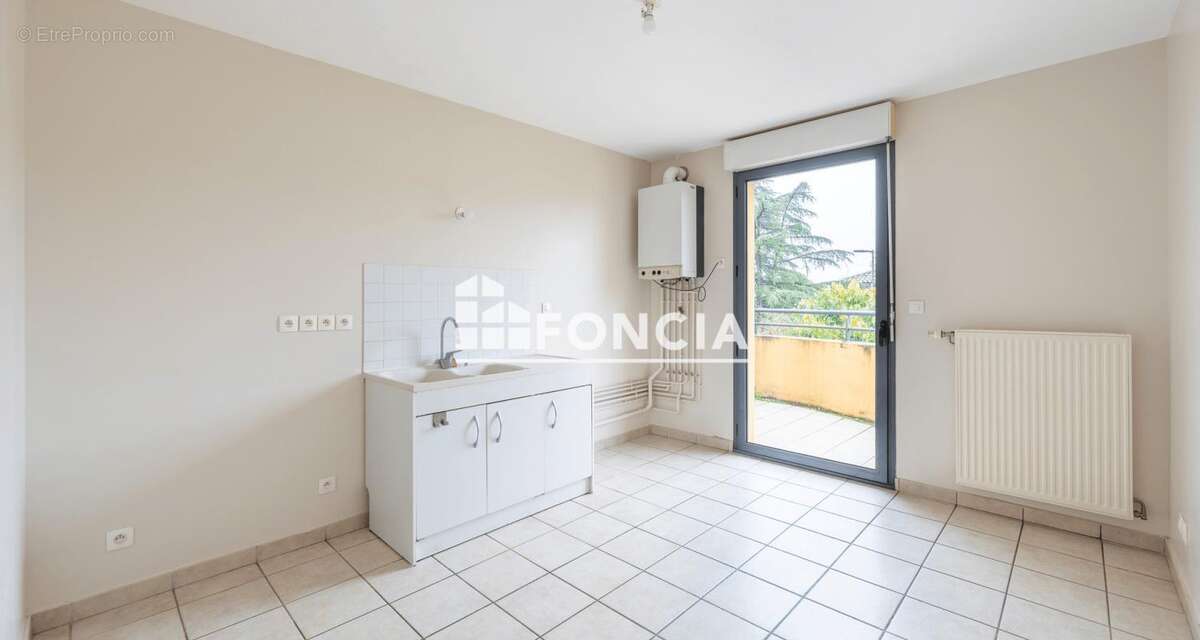 Appartement à MORANCE