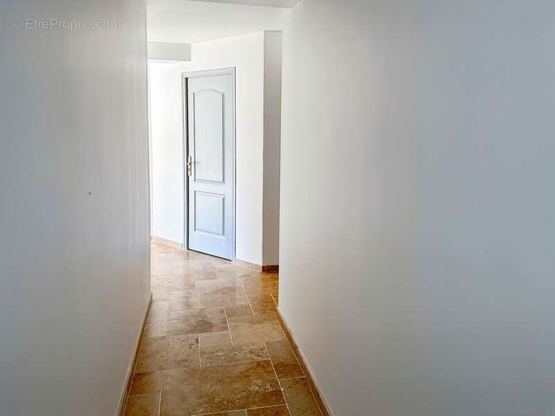 Dpt Gers (32), à vendre LANNEPAX maison P5 de 168 m² - Terrain de 656,00 m² - Plain pied - photo 7
