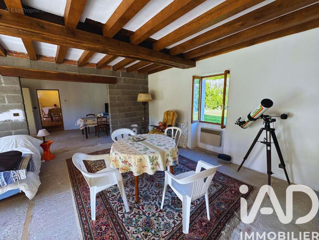 Maison 88 m² à Alligny-Cosne  - photo 8