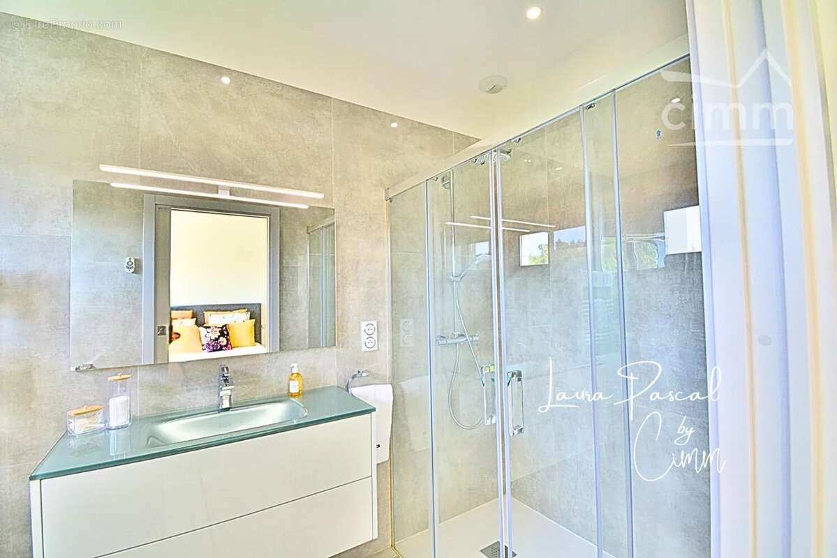 Llupia (66) villa d’exception contemporaine  avec piscine interieur - photo 15