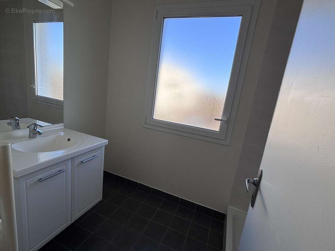 Appartement à CEYRAT