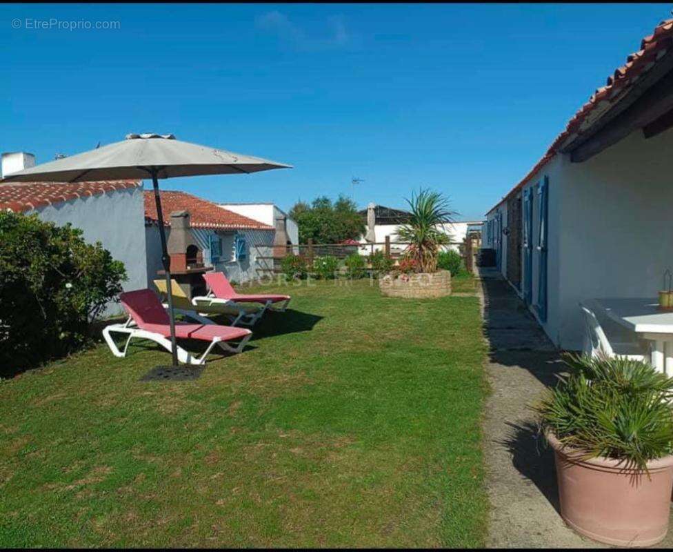 Maison à BOUIN