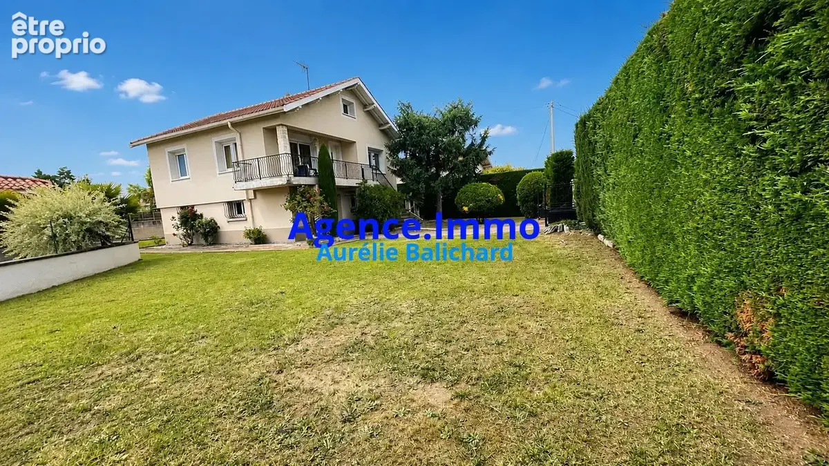 Maison 5 pièces 104 m² à vendre à Feurs (42110) - photo 1