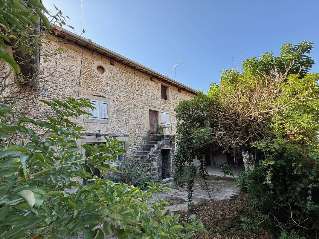 Maison à CHATILLON-SAINT-JEAN