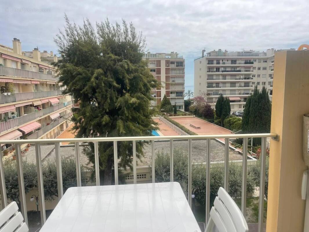 Appartement à ROQUEBRUNE-CAP-MARTIN