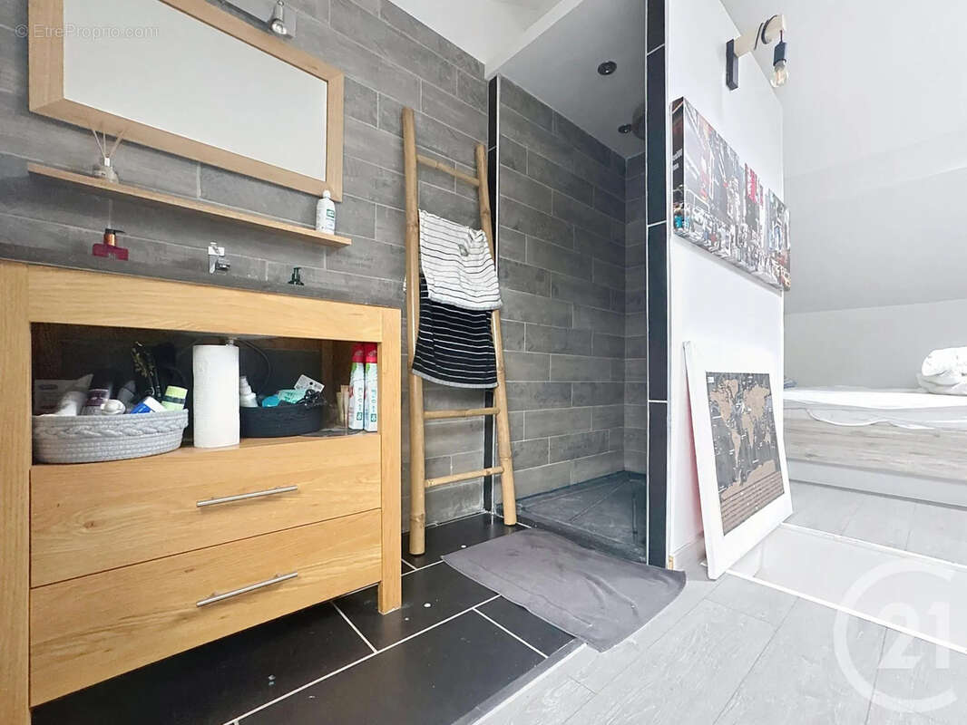 Maison à ROSNY-SOUS-BOIS