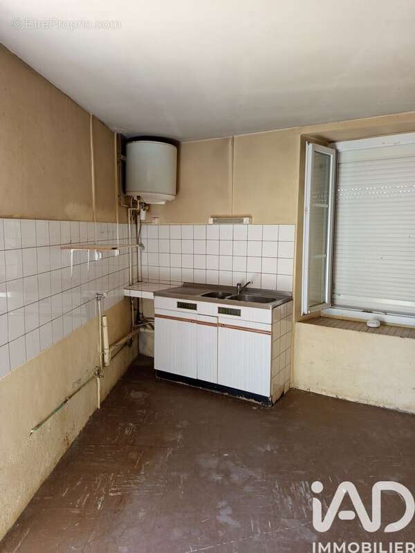 Maison 59 m² à Vernie  - photo 4