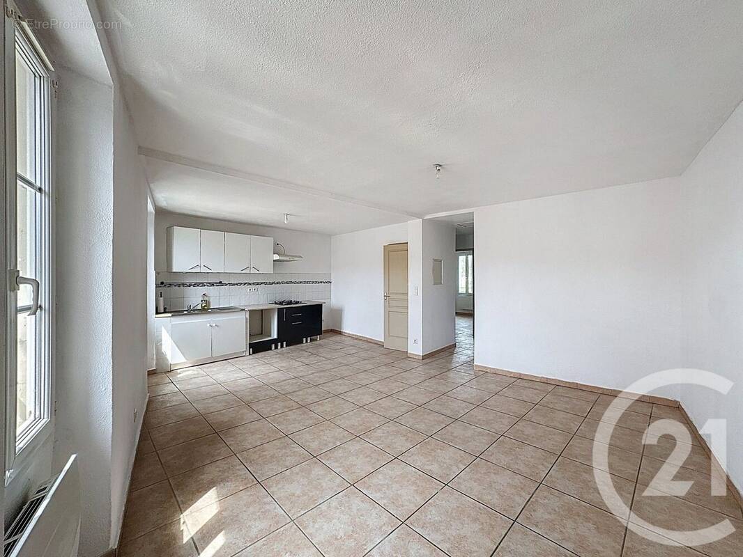 Appartement à TRETS