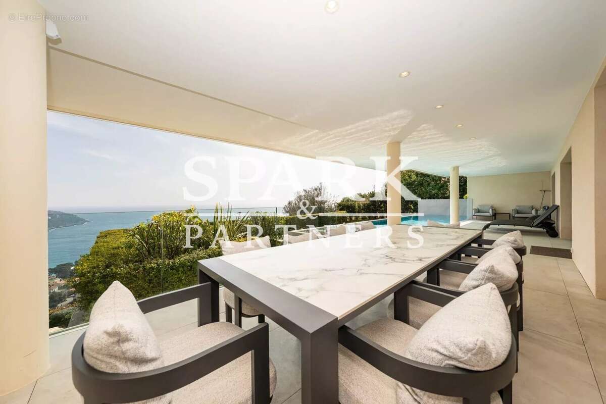 Maison à ROQUEBRUNE-CAP-MARTIN