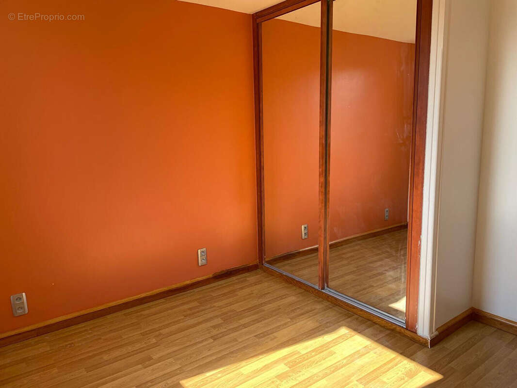Appartement à FRESNES