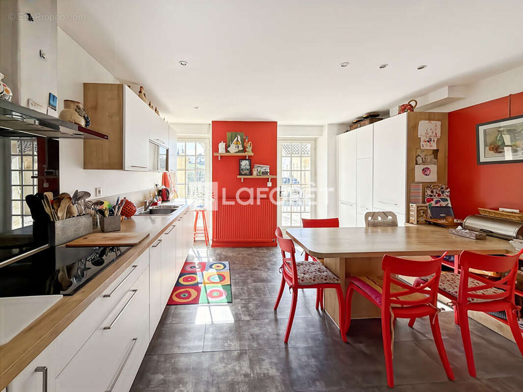 Maison à LUGON-ET-L'ILE-DU-CARNAY