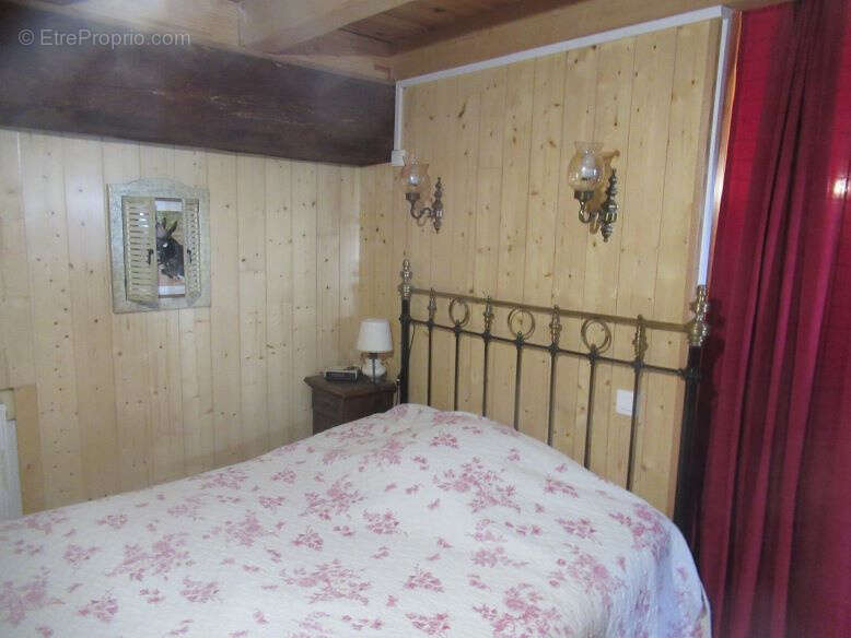 Ferme authentique indépendante avec terrain attenant - photo 9