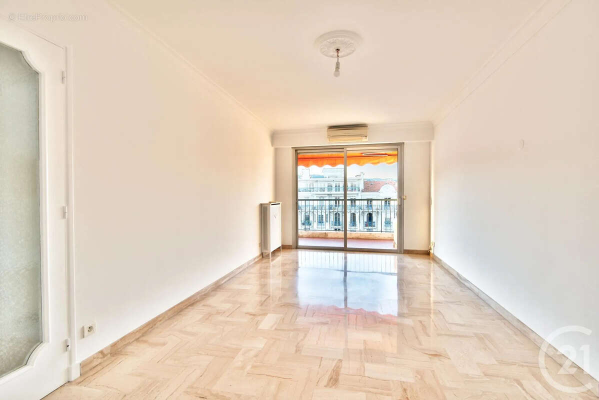 Appartement à NICE