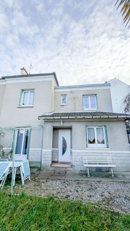 Maison à MONTGERON