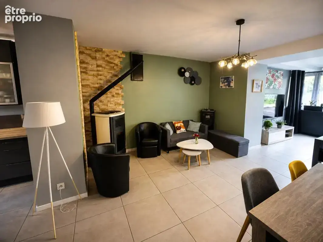 Maison de 5 pièces de 118 m² à Bourgoin-Jallieu - photo 6
