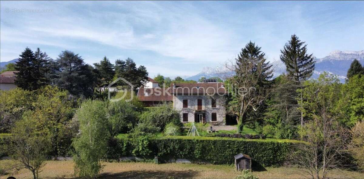 Terrain à BRIE-ET-ANGONNES