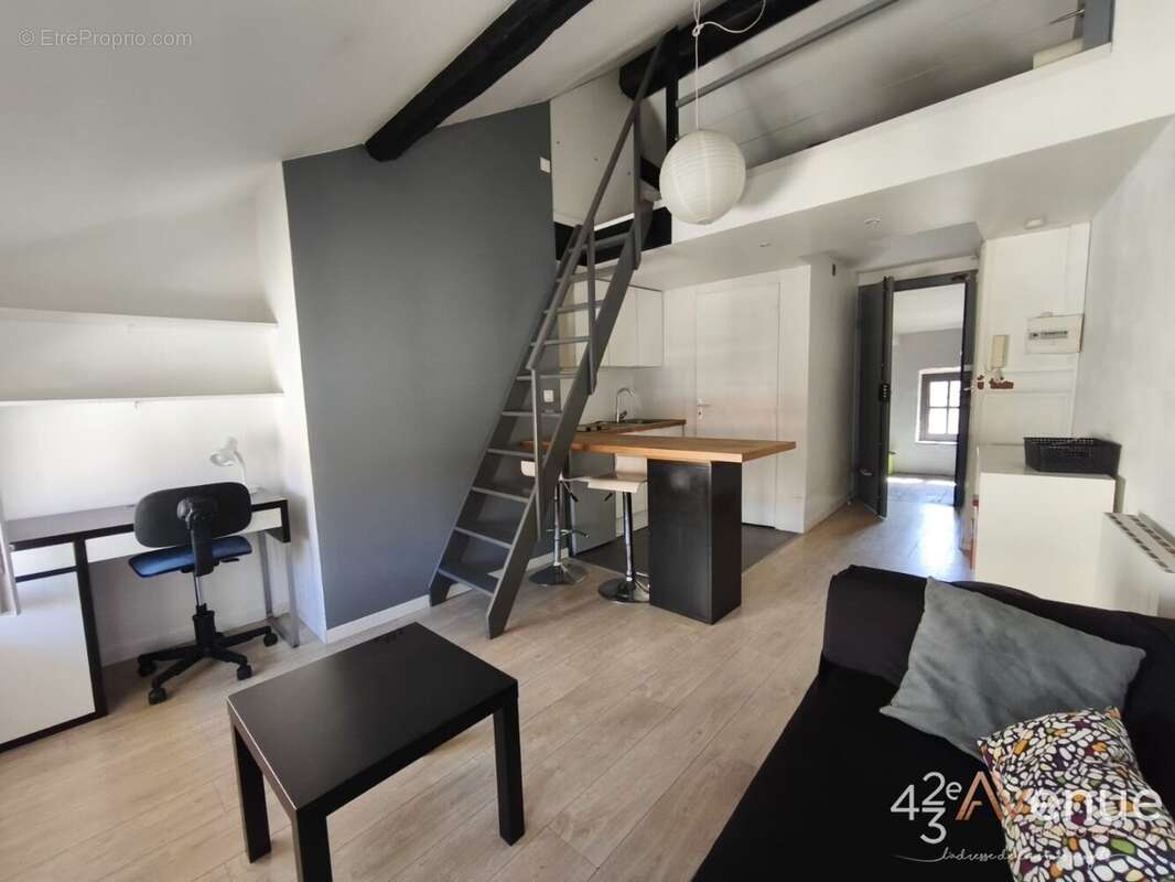 Appartement 18 m² à Saint-Etienne  - photo 5
