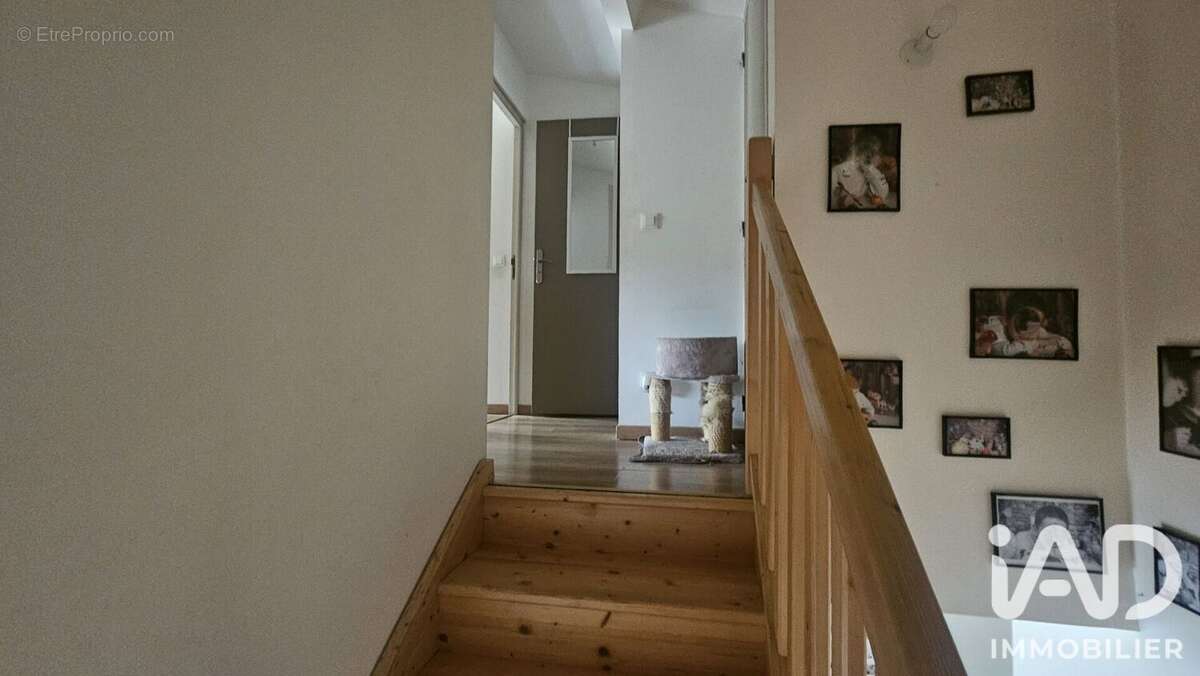 Maison 68 m² à Juicq  - photo 8