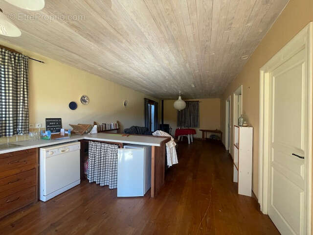 Maison à SAINT-MICHEL-DE-DOUBLE