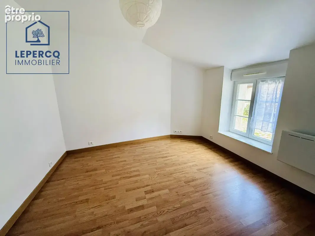 Appartement en rez-de-chaussée au centre-ville de la ferté-milon - photo 2