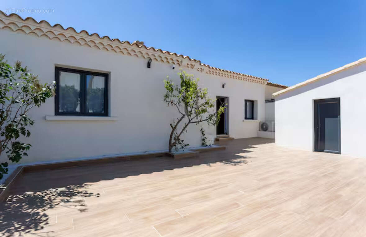 Maison à CANDILLARGUES