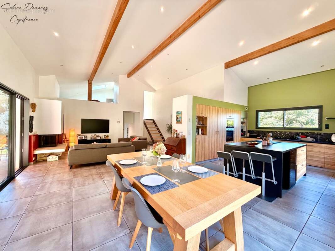 En EXCLUSIVITÉ - Maison Contemporaine avec piscine à ASCAIN - photo 7