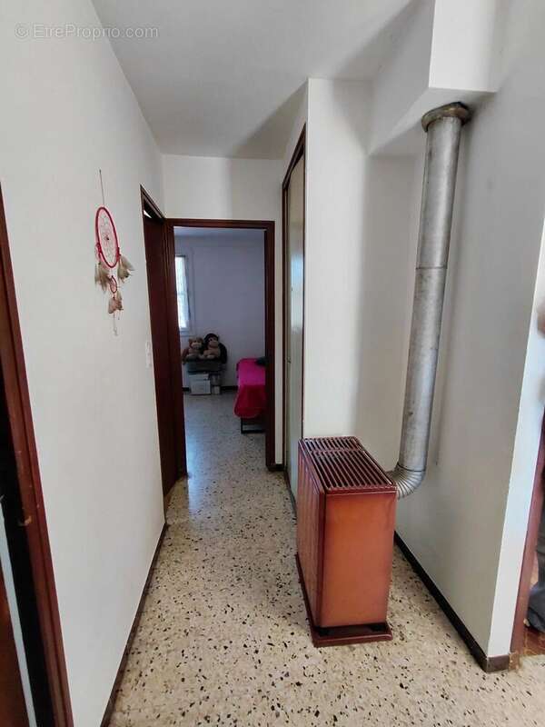 Maison à POURRIERES