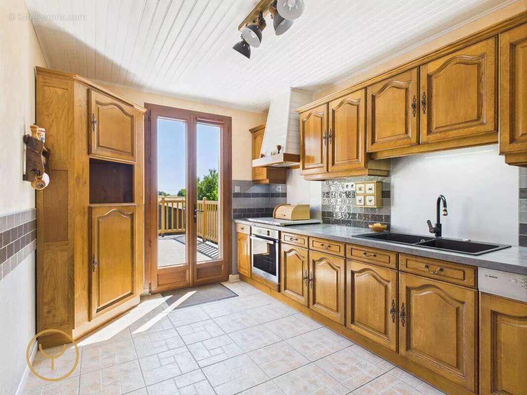 Maison à ROMILLY-SUR-SEINE