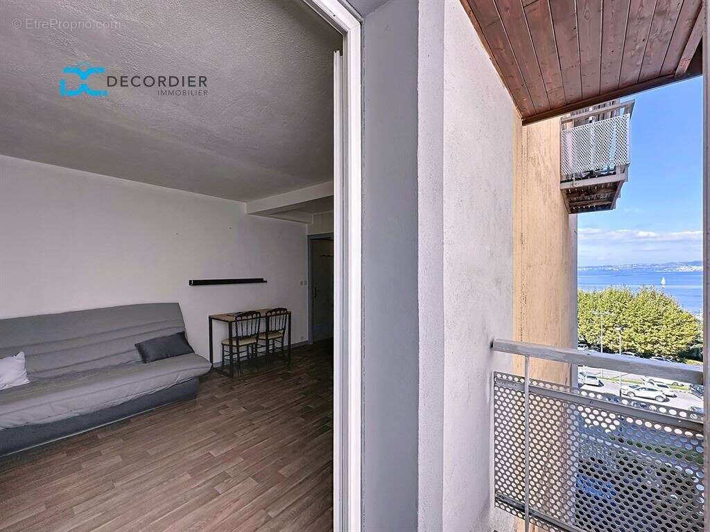 Appartement à EVIAN-LES-BAINS