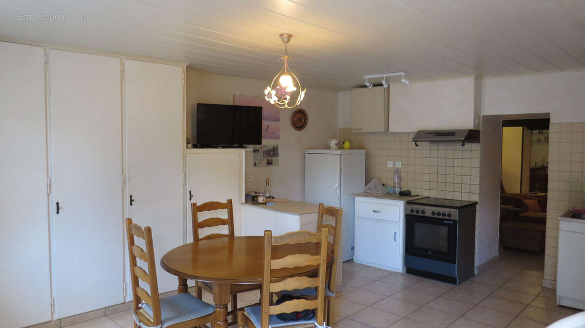 Maison à MARGENCEL