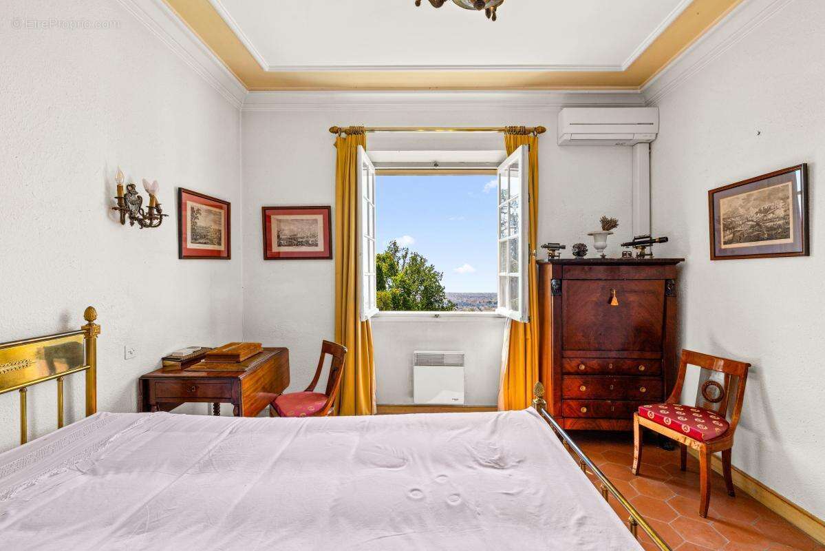 Nice gairaut – villa provençale avec vue mer, piscine, terrain de 2 000 m² et garage de 100 m² - photo 49