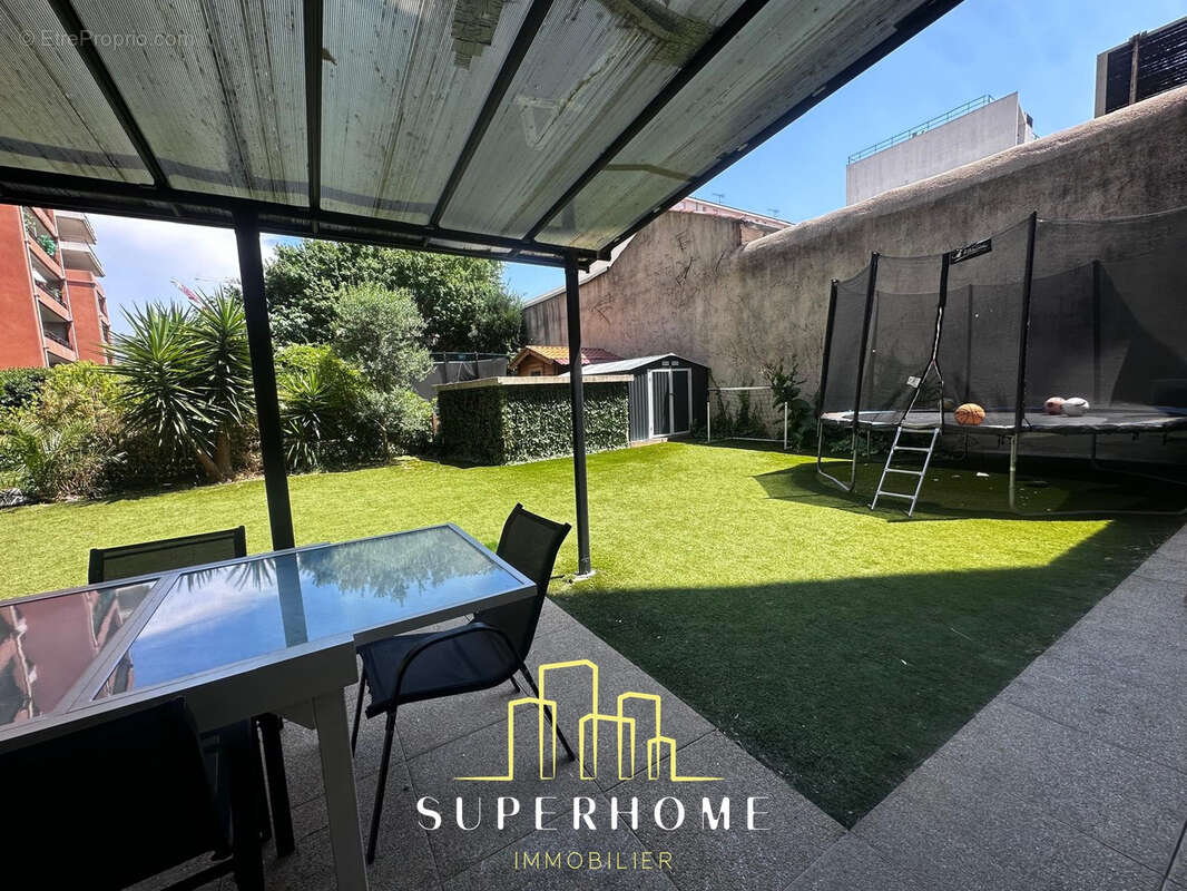 Appartement à MARSEILLE-8E