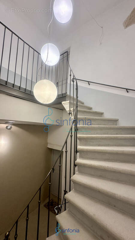 Appartement à UZES