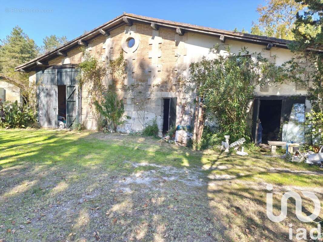 Photo 2 - Maison à TIZAC-DE-LAPOUYADE