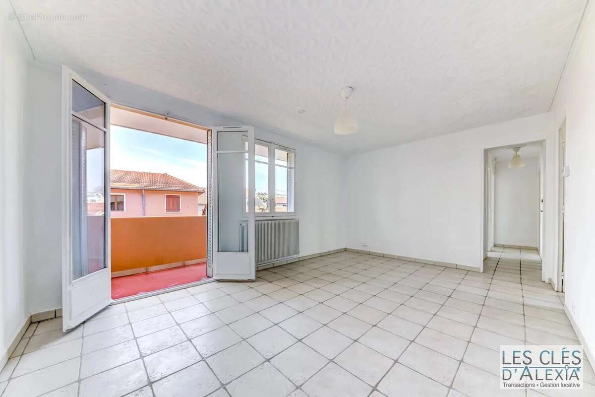Appartement à LYON-8E