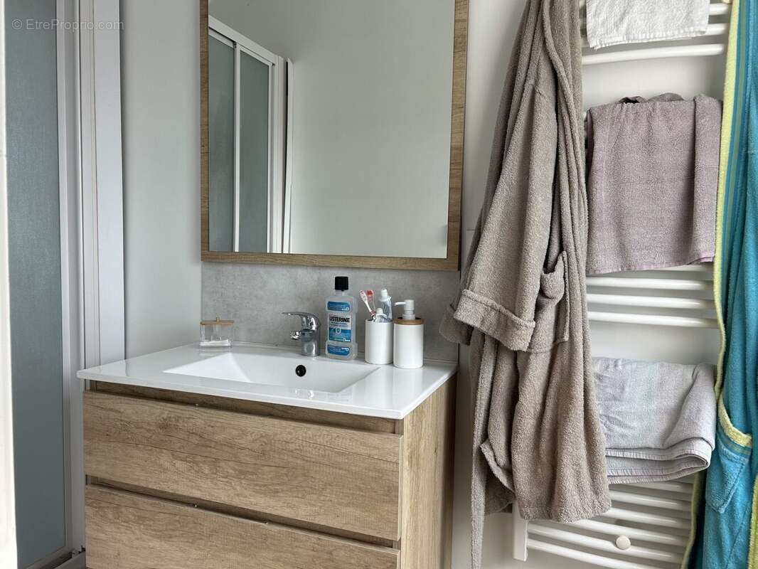 Appartement à CREANCES