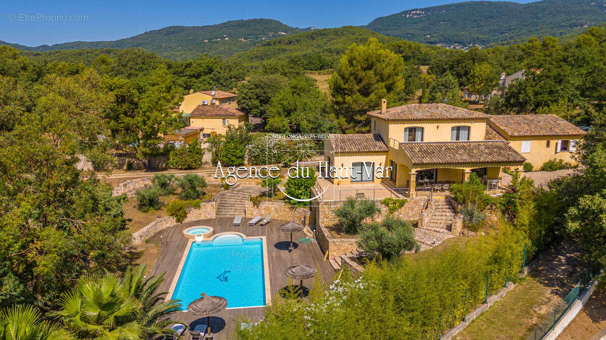 Superbe villa moderne, 4 chambres, 3300m2 de terrain - photo 2