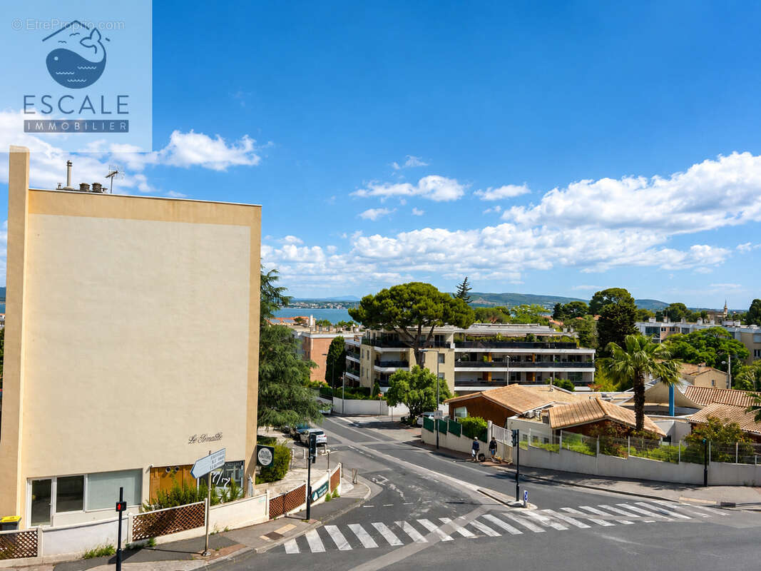 Vente type 3 + parking + garage en sus quartier chateau vert a sete - photo 4