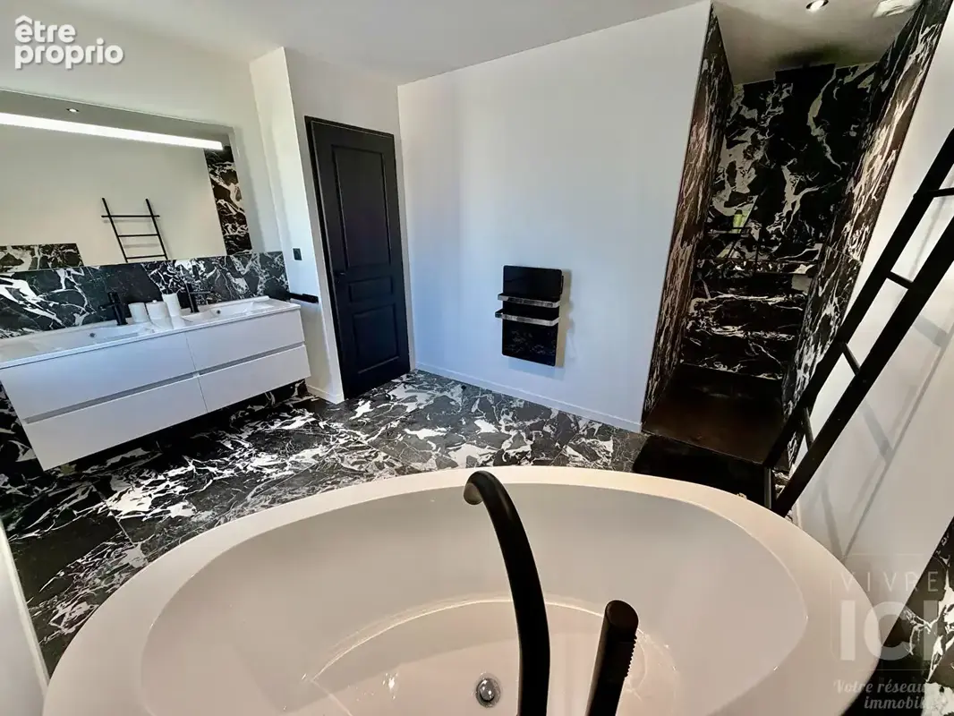 Maison - contemporaine - 125m² - 3 chambres - garage- menardais - photo 16