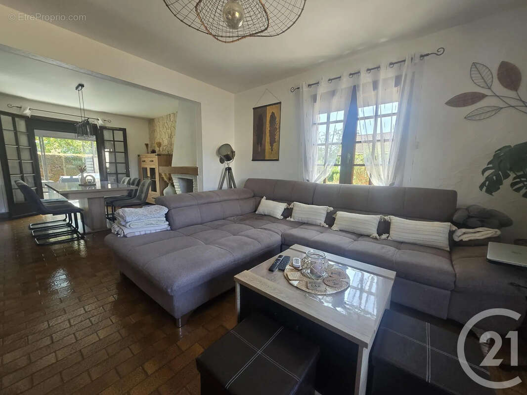Maison 100 m² à Villers-En-Ouche  - photo 3