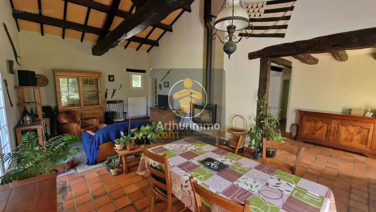 Maison à BOIS-DE-CENE