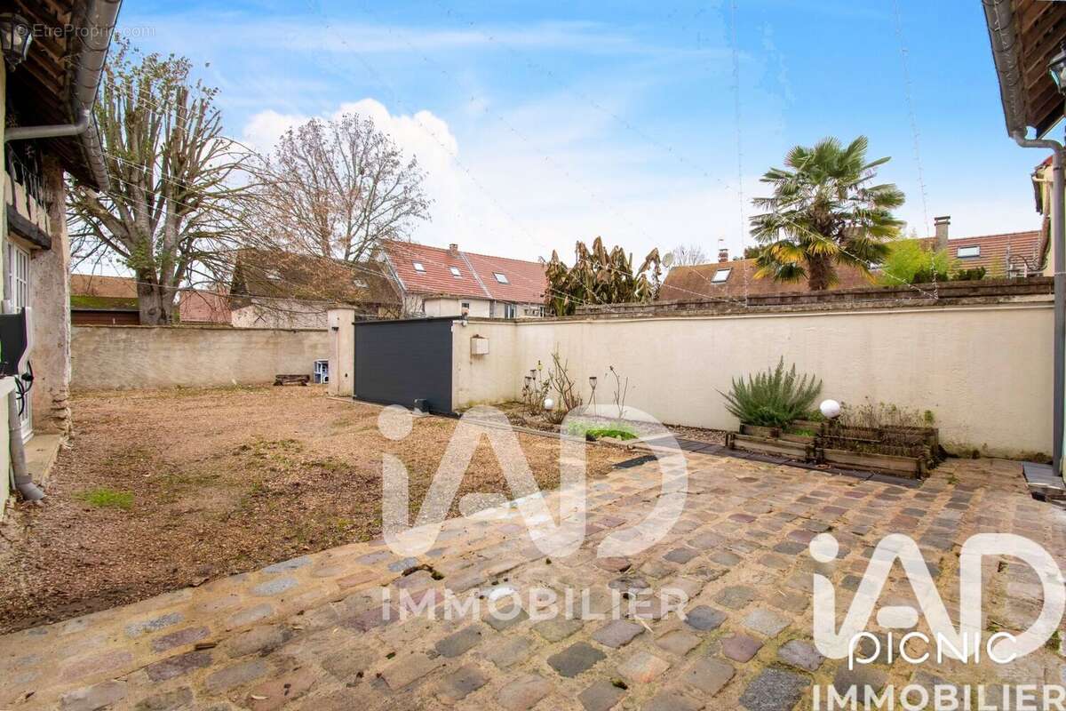 Photo 3 - Maison à LONGNES