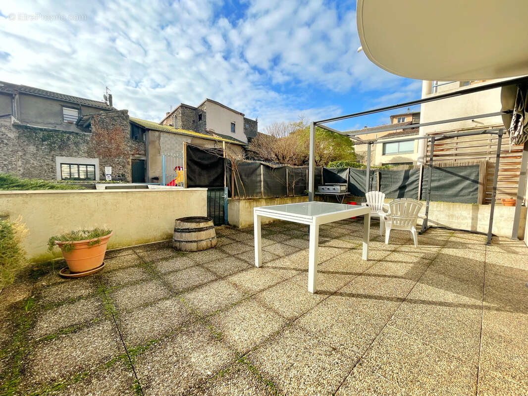 Appartement à CONDRIEU