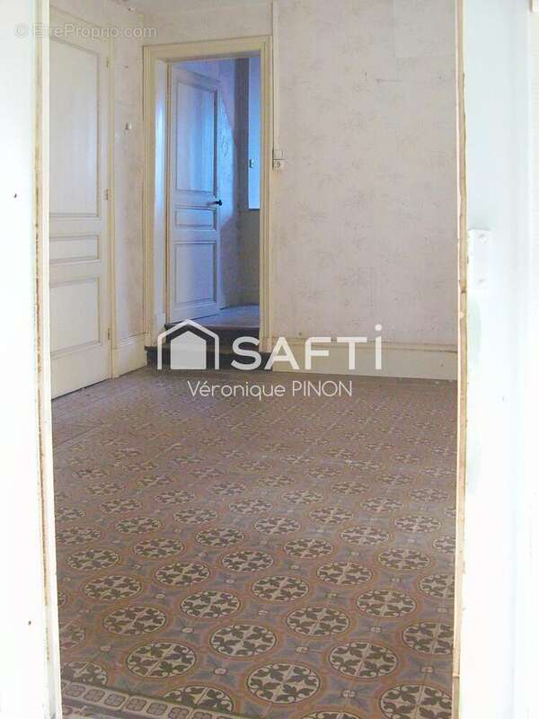 Photo 2 - Maison à CHATEAU-GONTIER